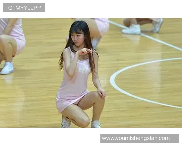 篮球宝贝走光事件引发热议网友热评背后故事揭晓真相与反思