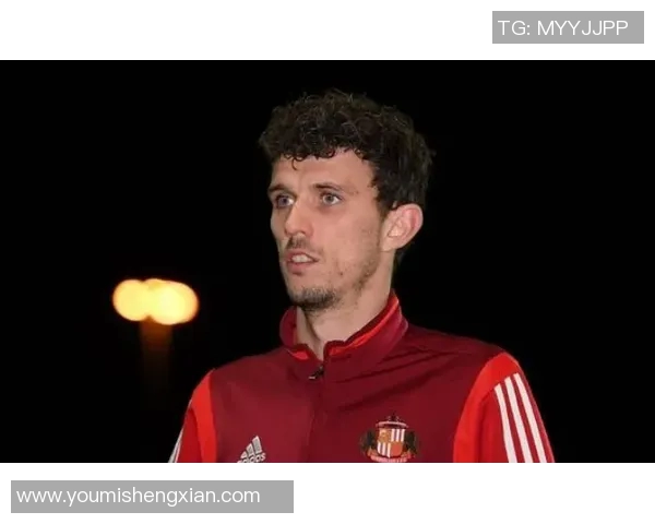 阿纳森与桑德兰的激烈对决揭示英冠赛季新动态与球队未来走势 阿纳森与桑德兰的激烈对决揭示英冠赛季新动态与球队未来走势