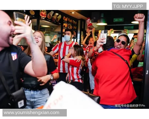 欧冠门票系统崩溃数万球迷排队12小时争抢梦寐以求的入场券 欧冠门票系统崩溃数万球迷排队12小时争抢梦寐以求的入场券